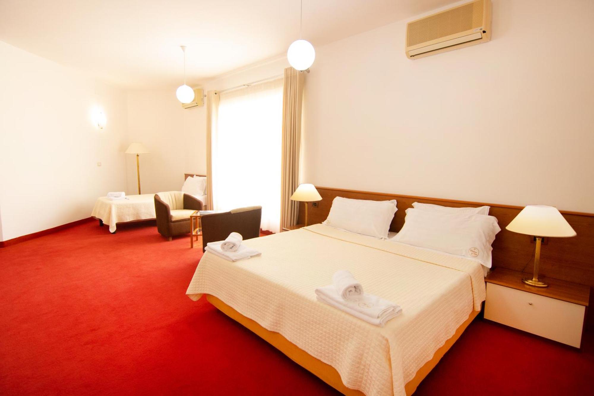 Chateau Linza Resort Shkoze Exterior photo