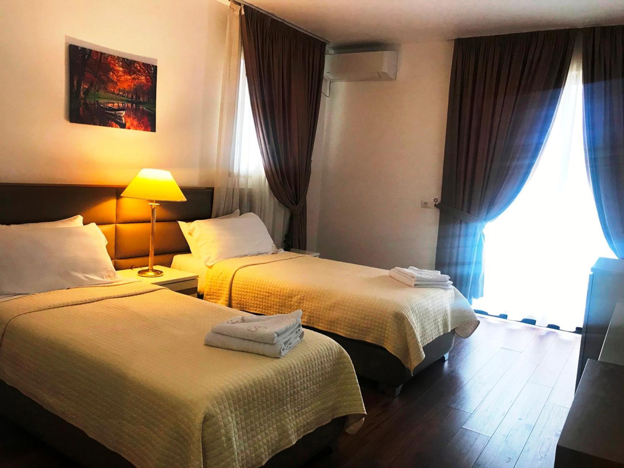 Chateau Linza Resort Shkoze Exterior photo