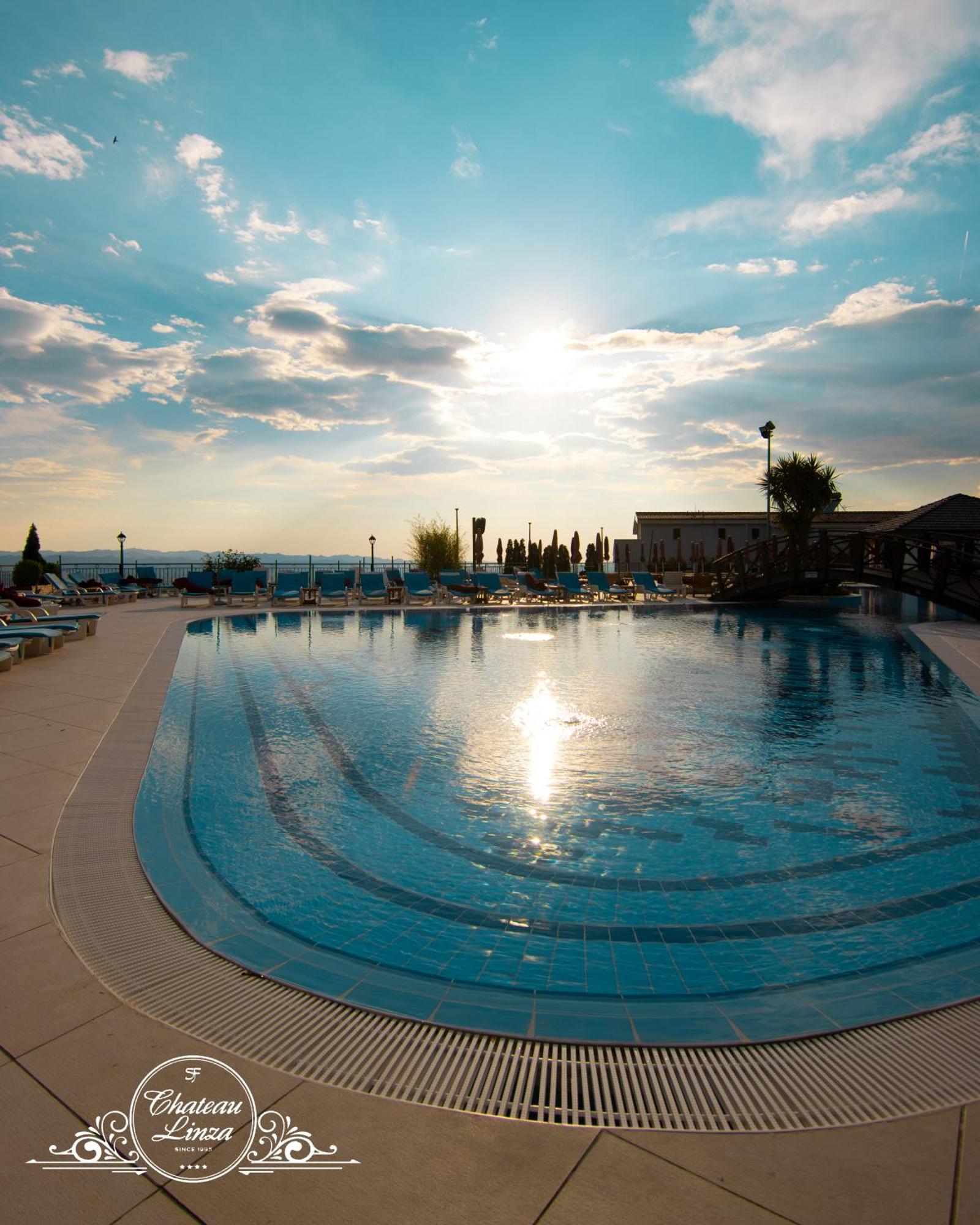 Chateau Linza Resort Shkoze Exterior photo